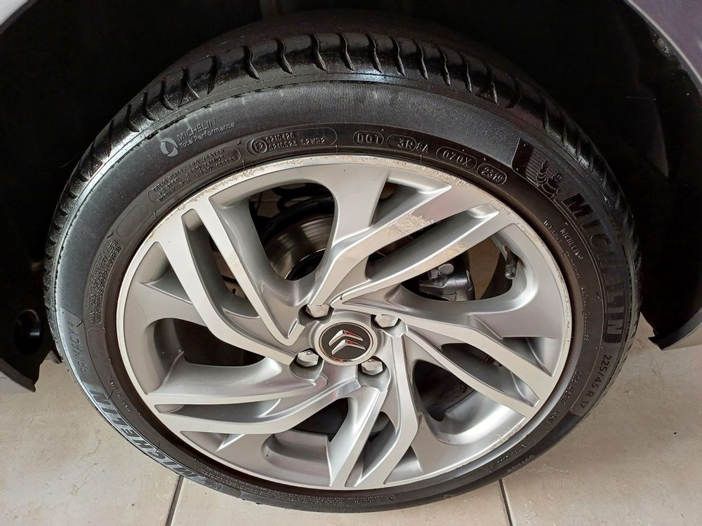 C4 LOUNGE EXCLUSIVE 1.6 16V