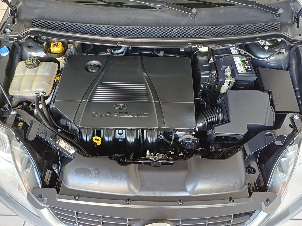 FOCUS HATCH GLX 2.0 16V