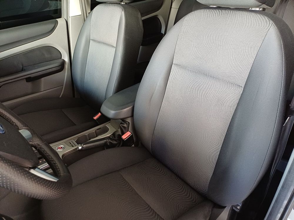 FOCUS HATCH GLX 2.0 16V