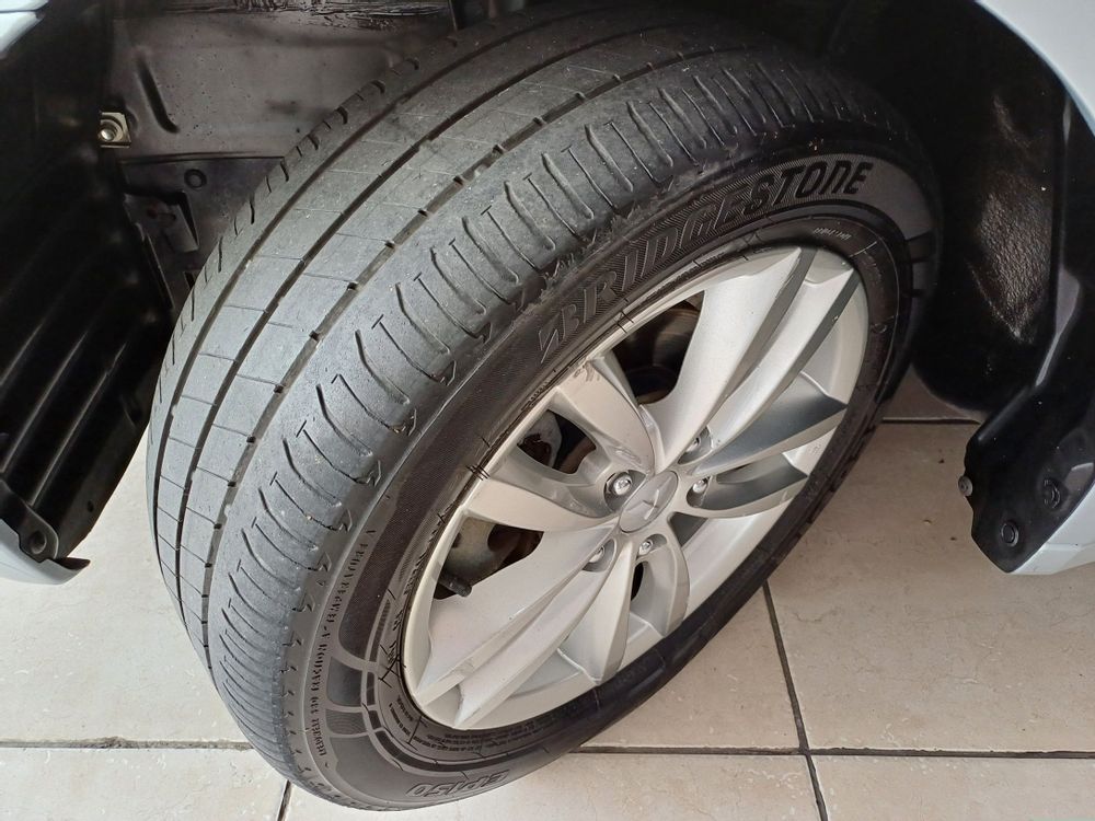 LANCER HLE 2.0 16V