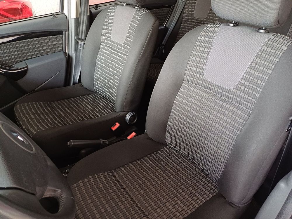 SANDERO PRIVILEGE 1.6 16V