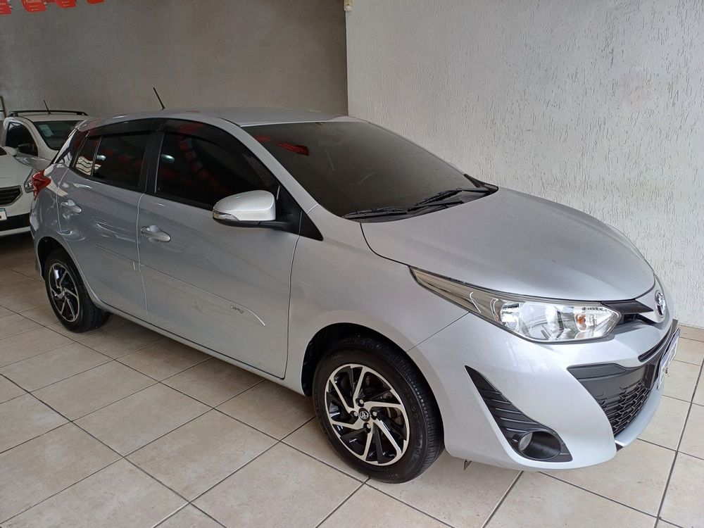 YARIS HATCH XL 1.3 16V