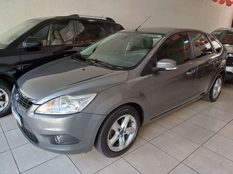 FOCUS HATCH GLX 2.0 16V