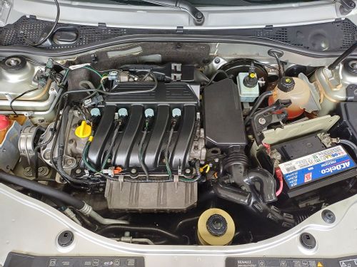 DUSTER TECHROAD 2.0 16V
