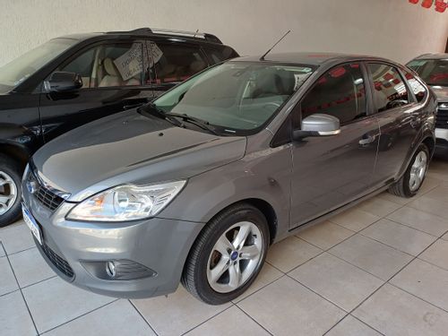 FOCUS HATCH GLX 2.0 16V